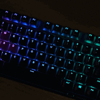 又一款RGB机械键盘面世，光污染时代终将到来—CoolerMaster 酷冷至尊 MK750 RGB 机械键盘 红轴樱桃轴 开箱