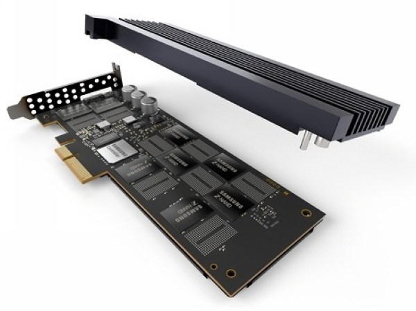 延迟更低、4K随机性能大涨：SAMSUNG 三星 发布 SZ985 Z-SSD 高端固态硬盘