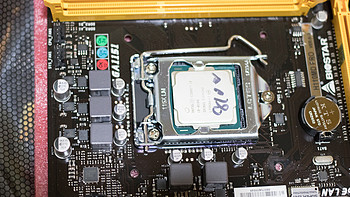 自己动手，其乐无穷 篇八：DDR3再战三年：BIOSTAR 映泰 H110md Pro 主板 魔改 + Intel 英特尔 i3 8100 CPU 试车