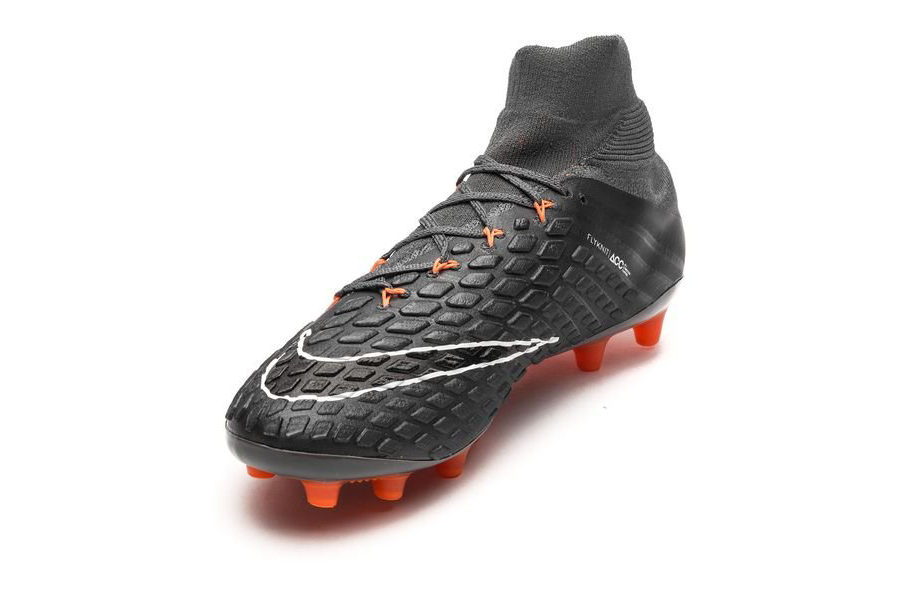 一击必杀：NIKE 耐克 推出 全新配色版 HyperVenom Phantom III Elite DF AG-Pro 足球鞋