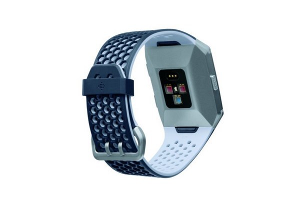 四种颜色表盘可切换：fitbit 发布 Ionic Adidas Edition 定制版 运动手表