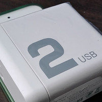 白菜寻好物 篇三：性能实标的快充头：ROCK 洛克 QC3.0 双口USB充电插头 开箱