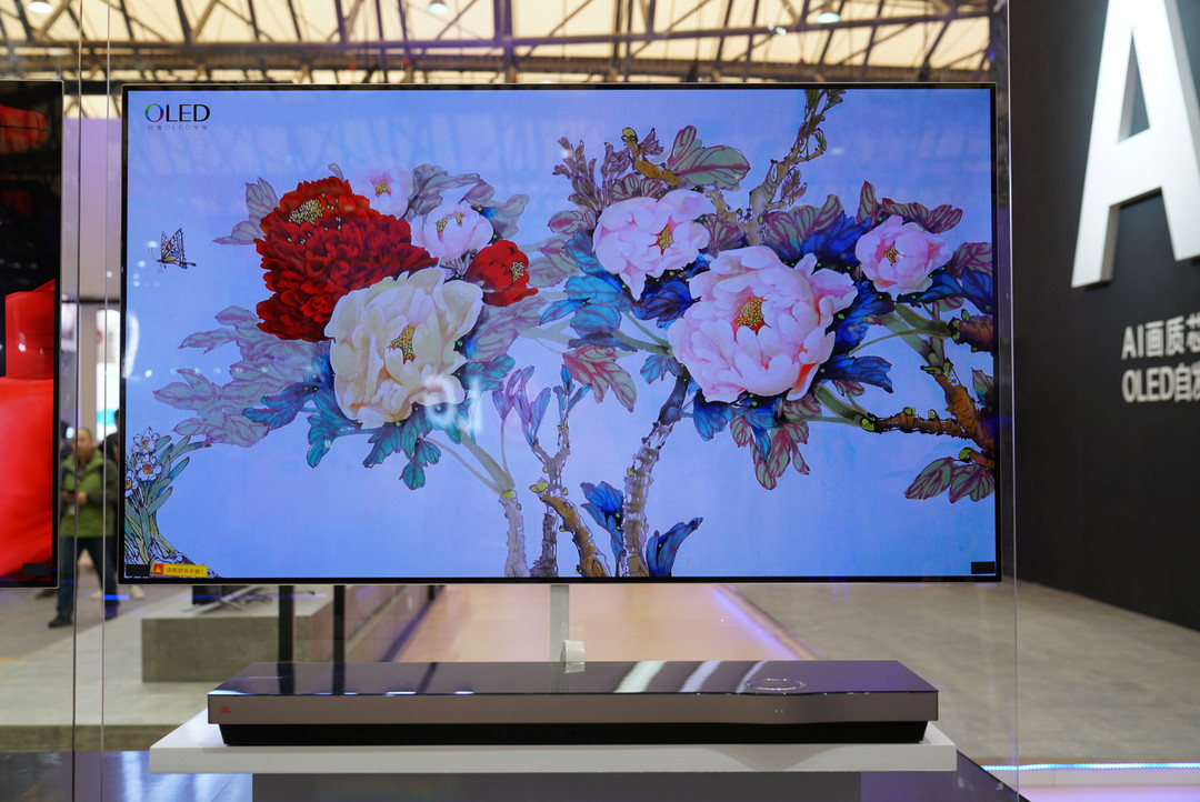 不止于薄：Skyworth 创维 W9系列 壁纸OLED电视 亮相AWE2018