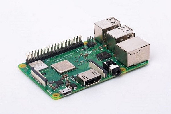 主频提升、支持双频WiFi和蓝牙4.2：Raspberry Pi 树莓派 发布 3 Model B+ 开发板