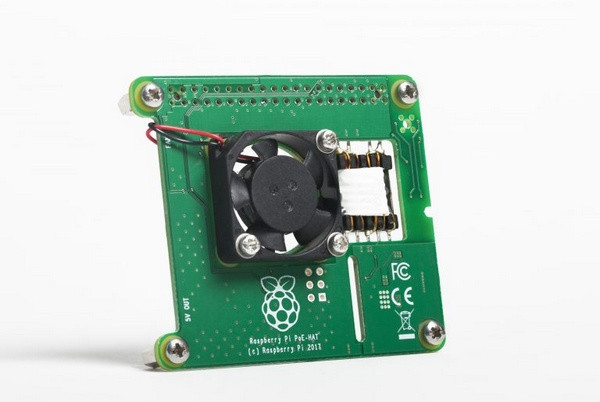 主频提升、支持双频WiFi和蓝牙4.2：Raspberry Pi 树莓派 发布 3 Model B+ 开发板