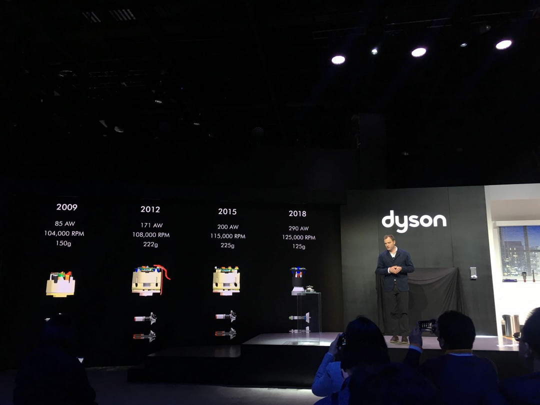 全新动力升级：dyson 戴森 国内发布 新款 V10 Absolute 手持式吸尘器