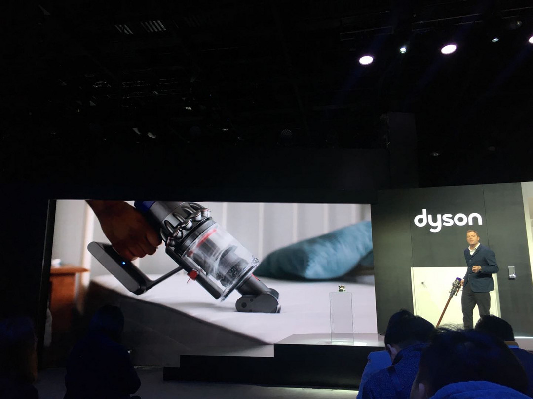 全新动力升级：dyson 戴森 国内发布 新款 V10 Absolute 手持式吸尘器