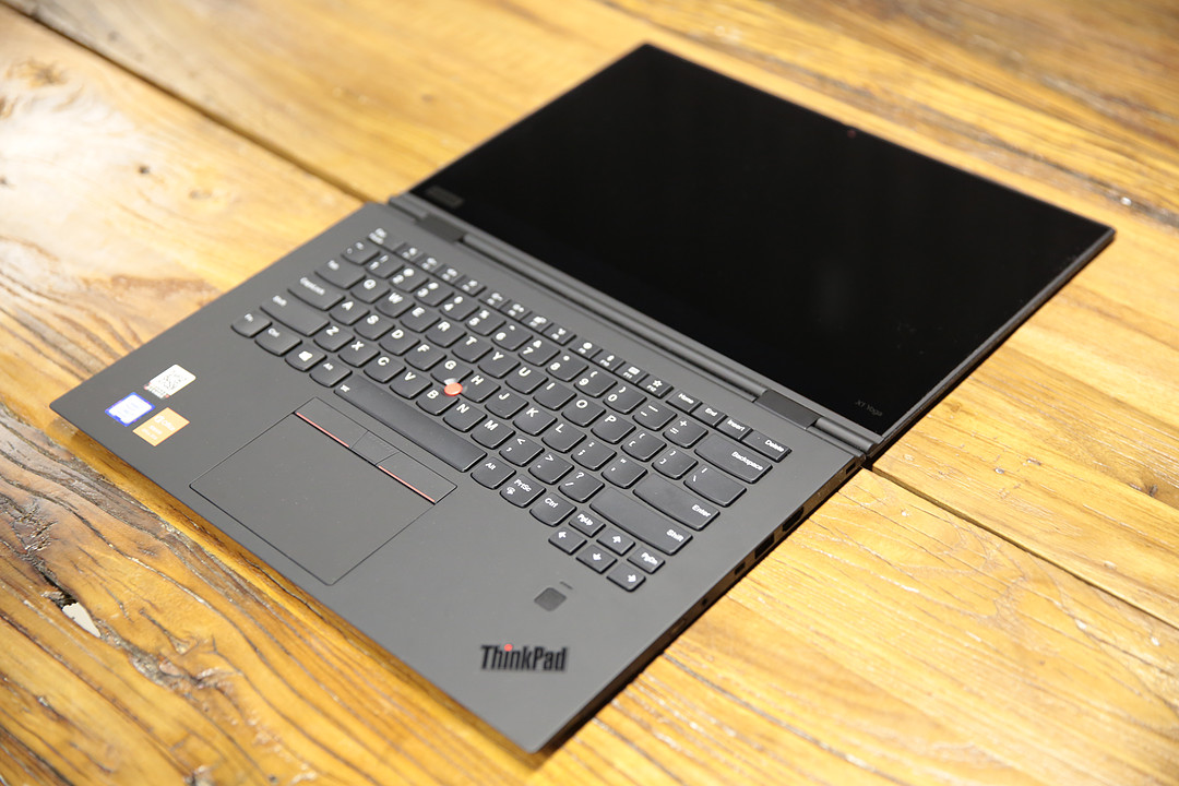 《到站秀》第172弹：ThinkPad X1 Yoga 2018 多模商务笔记本