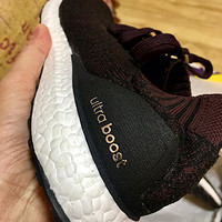 ultra boost （噢戳不死特）踩屎的感觉不错呦(^_^)v