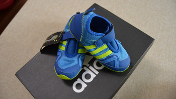 #全民分享季#adidas 阿迪达斯 户外童鞋 蓝AF3913 试穿体验