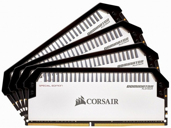 黑白撞色：CORSAIR 美商海盗船 发布 DOMINATOR PLATINUM CONTRAST DDR4-3466MHz “白金统治者”特别版