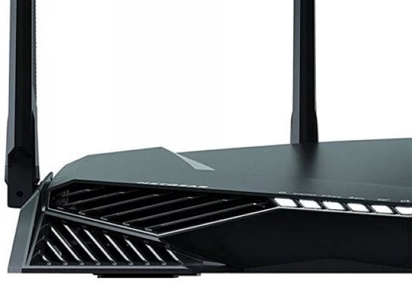 为电竞而生：NETGEAR 美国网件 发布 Nighthawk Pro XR500 电竞路由器 