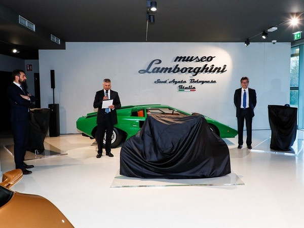 历时5年研发：Lamborghini 兰博基尼 发布 电动越野自行车