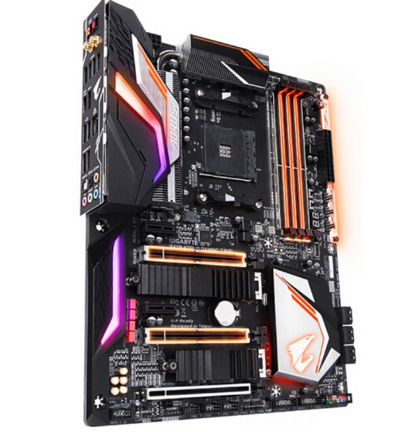 支持二代Ryzen“锐龙”：GIGABYTE 技嘉 发布 X470 AORUS“猎鹰”系列三款主板