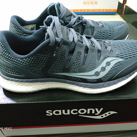 #原创新人#Saucony 圣康尼 2018新品LIBERTY ISO 男款支撑跑步鞋 开箱