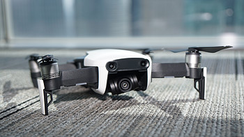 一个月 我从Mavic Air换成了Pro 篇一：DJI 大疆 Mavic 无人机 快速上手开箱