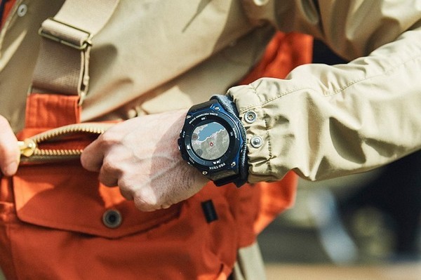 简化更具性价比：CASIO 卡西欧 发布 WSD-F20A 户外运动智能手表