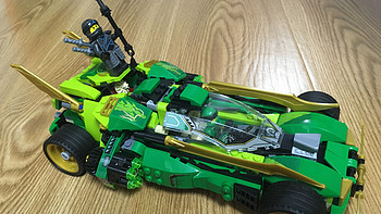 LEGO 乐高 Ninjago 篇二：Lego 乐高 70641 劳埃德的高速连发夜行车 