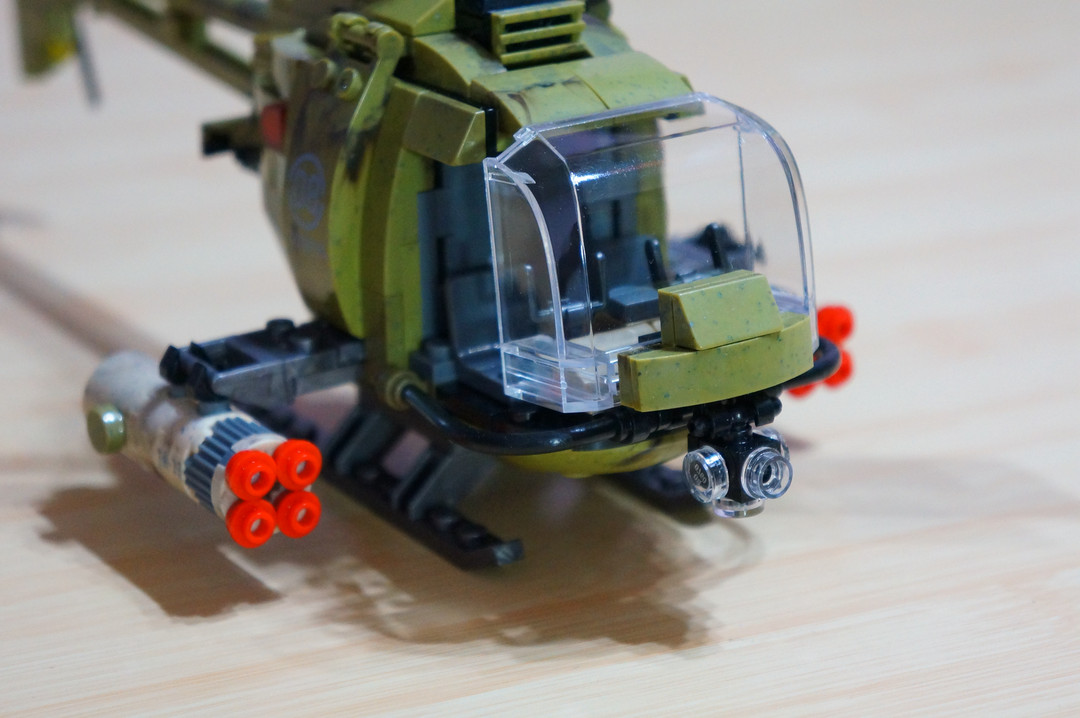 特殊件堆出一架直升机：LEGO 乐高 60179 CITY 城市系列  急救直升机 开箱