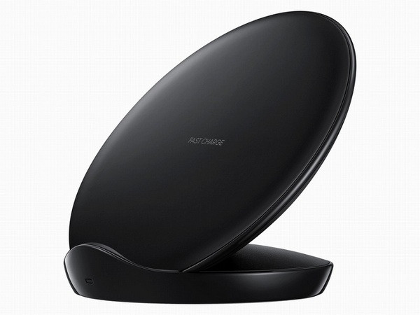 支持Qi无线快充:SAMSUNG 三星 发布 Galaxy Wireless Charger 无线充电底座