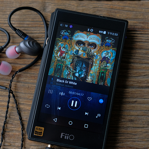 覆盖全部使用场景的HIFI耳机套装—FiiO 飞傲 F9PRO 耳机+BTR1蓝牙接收器组合