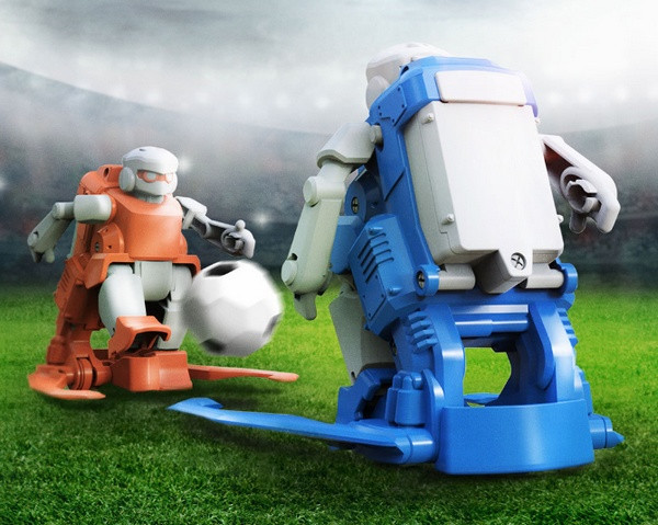 球迷福利玩具：SIMI足球机器人 上架有品
