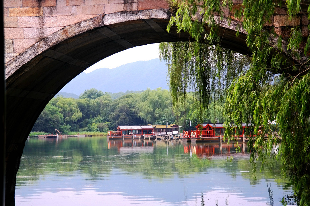 琴瑟和鸣，凝华焕采，丝路回响，青出于蓝