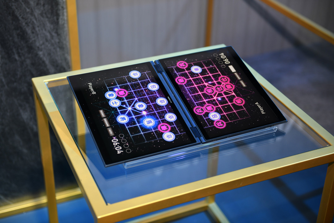 这次你来改变世界?ASUS 华硕 展示 ProjectPrecog 概念机
