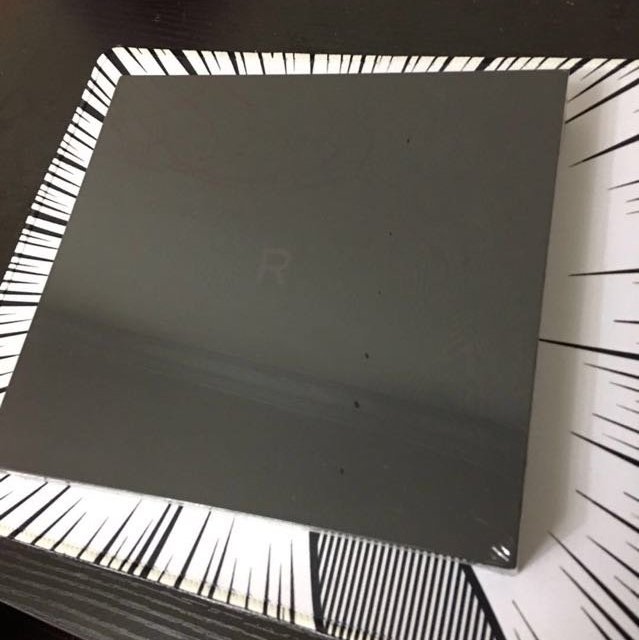 等待了22天的白色 坚果 R1 手机上手体验