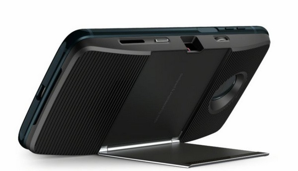 骁龙636、“全面屏”：MOTOROLA 摩托罗拉 发布 Moto Z3 Play 智能手机