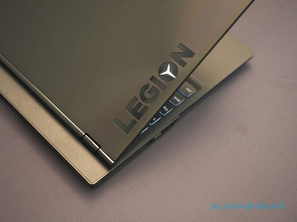 独特RGB散热系统：Lenovo 联想 发布 LEGION Y530 和 LEGION Y730 游戏本
