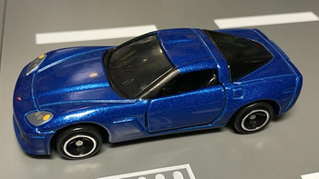 打折优惠凑单好物：TOMICA 多美卡 Chevrolet Corvette Z06 雪佛莱 合金玩具车模型开箱