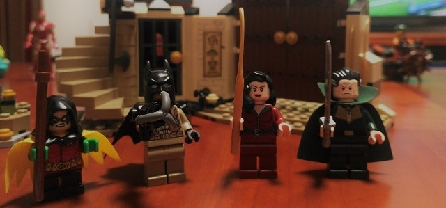 DC超级英雄：一家四口，老爷最“丑”—LEGO 乐高 76056 开箱