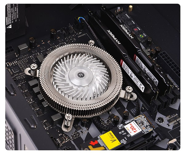 17mm超薄离心式散热：Thermaltake 曜越 发布 Engine 17 超薄散热器