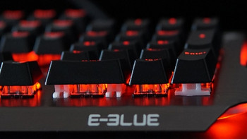 E-3LUE 宜博 K770 光轴 防水防尘 机械键盘评测