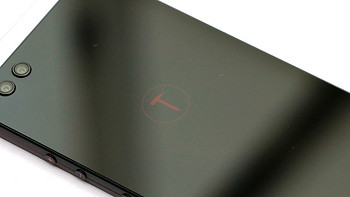 智能手机 篇一：千元全面屏手机该有的样子，坚果3详评手感舒适续航超长！
