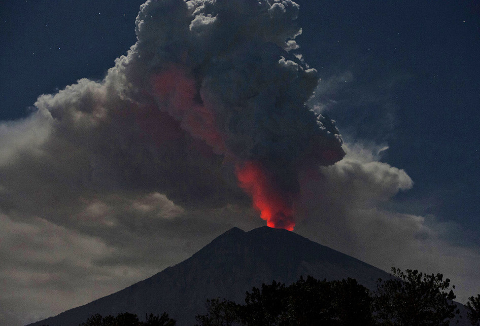 出行提示：巴厘岛火山再次喷发