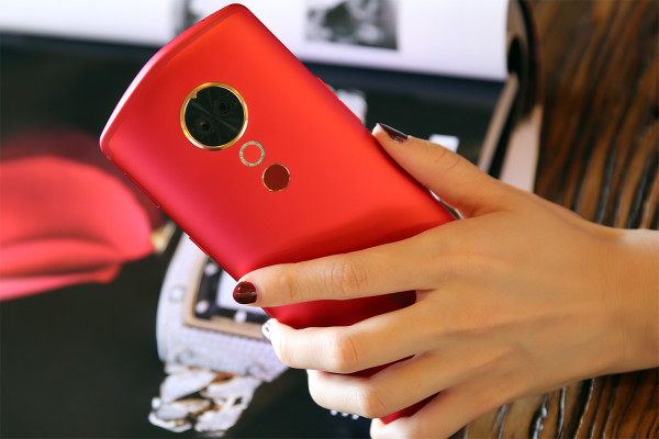 《到站秀》第196弹:meitu 美图 t9 拍照手机