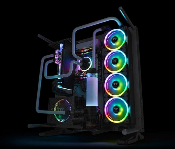 支持亚马逊Alexa AI语音操控：Thermaltake 曜越 发布 Riing Trio 12 RGB 水冷风扇