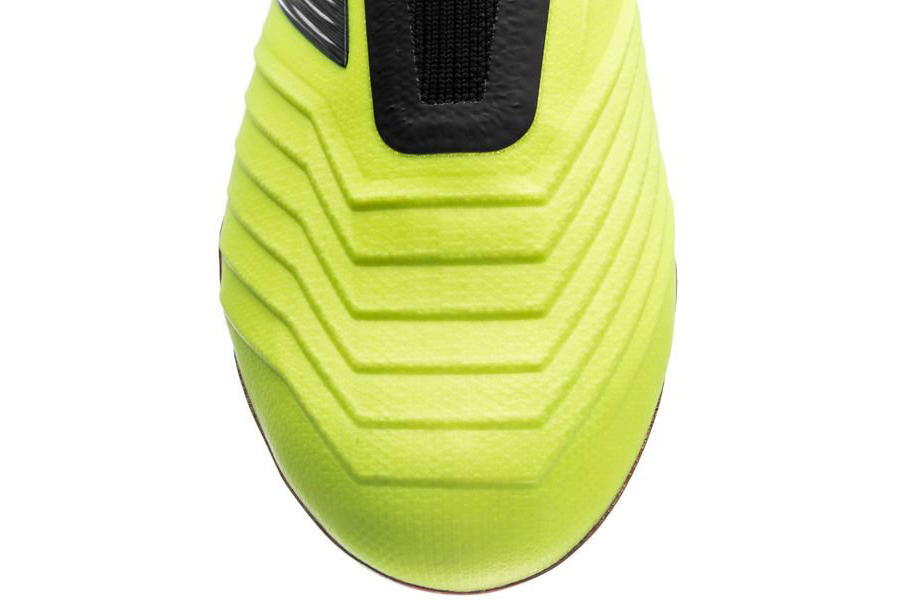 王者之靴：adidas 阿迪达斯 推出 Energy Mode版 Predator 18+FG AG 足球鞋