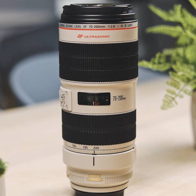 爱死小白兔:Cacon 佳能 镜头70-200mm f/2.8L IS II USM还值得买吗?