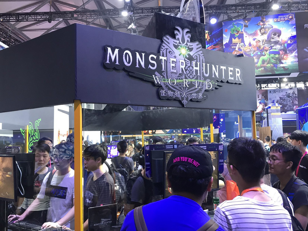 惊现MSI冠军奖杯：腾讯互娱ChinaJoy2018现场报道