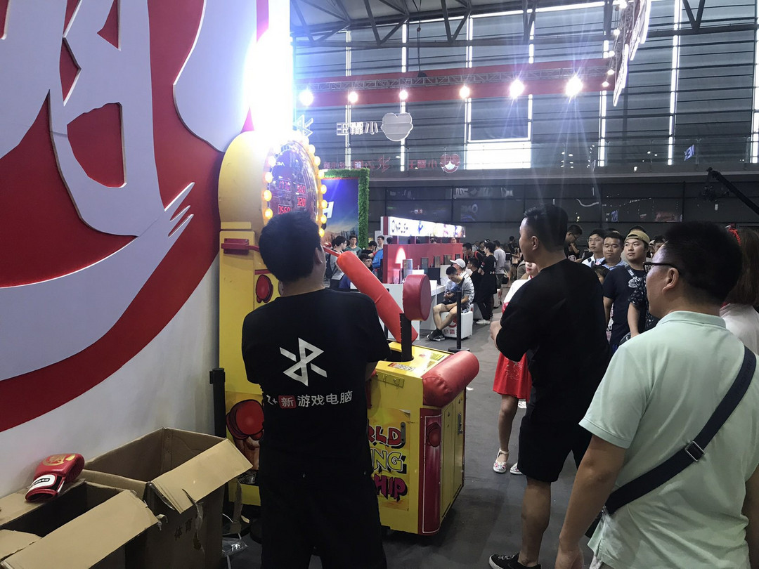 Z+新游戏电脑终亮相：subor 小霸王 ChinaJoy2018现场报道