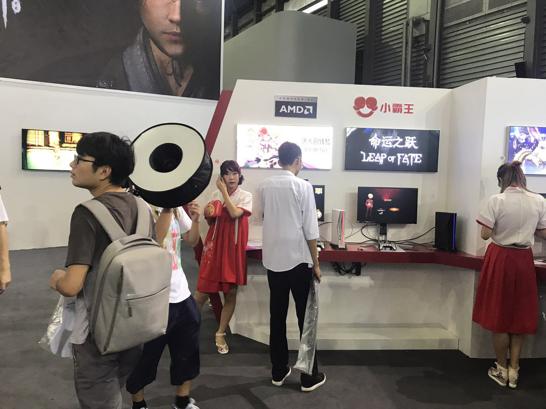 Z+新游戏电脑终亮相：subor 小霸王 ChinaJoy2018现场报道