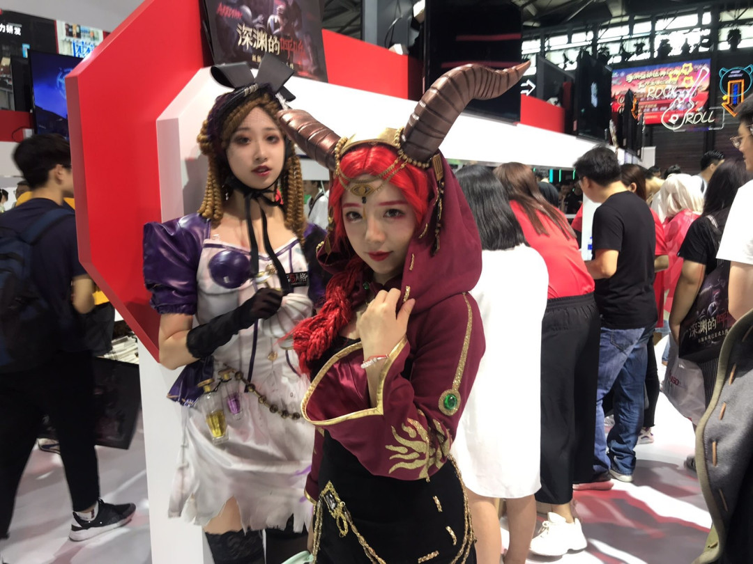 网红泳池趴:网易游戏ChinaJoy 2018现场报道