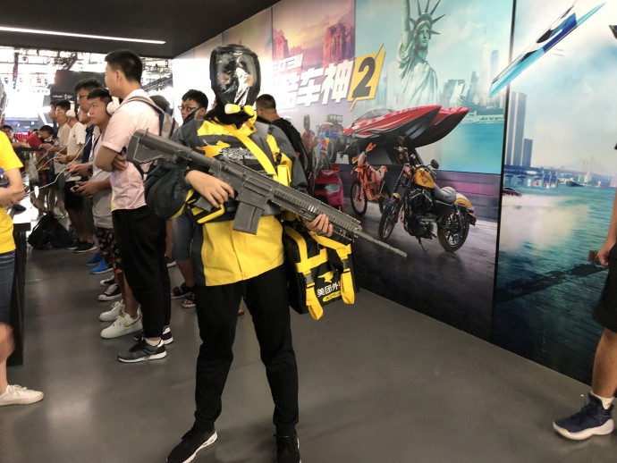 《彩虹六号：围攻》武器挂件免费领取：育碧ChinaJoy 2018现场报道