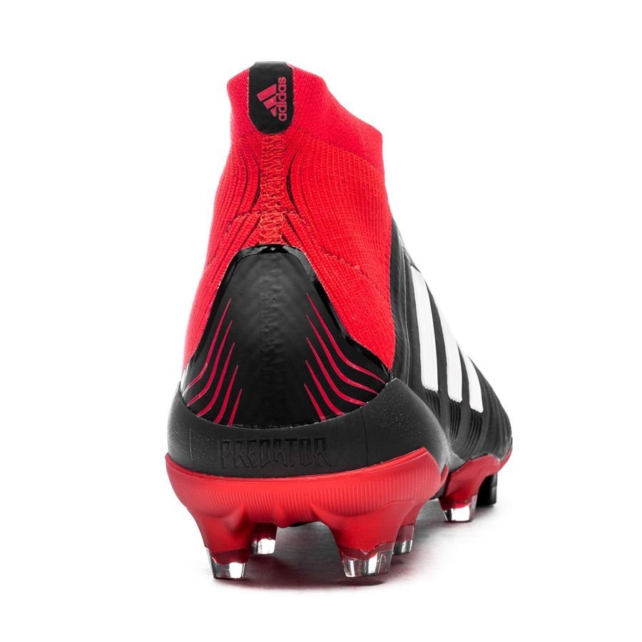 数风流人物，还看今朝：adidas 阿迪达斯 推出 Team Mode版 Predator 18+FG/AG 足球鞋