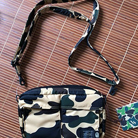 BAPE 1ST CAMO 单肩包