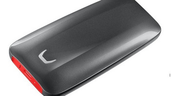 雷电3传输2.8GB/s读取：SAMSUNG 三星 发布 Portable SSD X5 移动硬盘