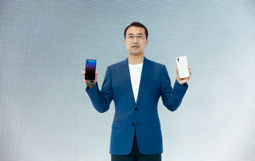 首发EMUI9.0 ：HUAWEI 华为 发布 P20/ P20 Pro 智能手机 四款全新配色